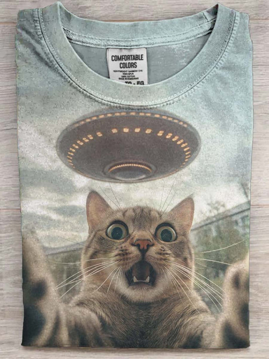 Funny Scared by Spaceship Cat Print Unisex Tee
